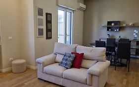 Dudi Apartment